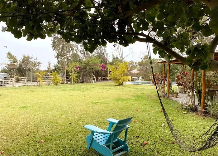 Casa De Campo Con Piscina En Asia